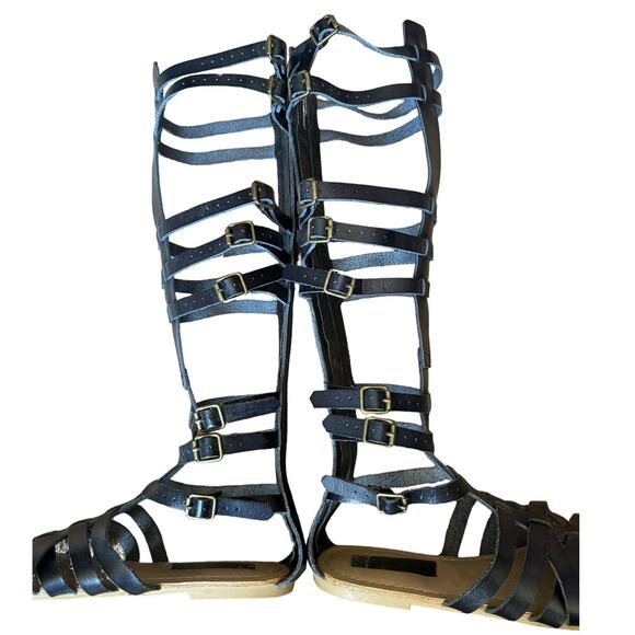 15.5" Tall Gladiator Black Sandals buckle & zipper closing by Just Fab size 7.5 - Picture 4 of 16